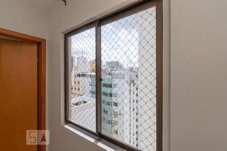 Apartamento para alugar com 139m², 4 quartos e 2 vagas Apartamento para alugar com 139m², 4 quartos e 2 vagasVista Quarto suite de Serviço