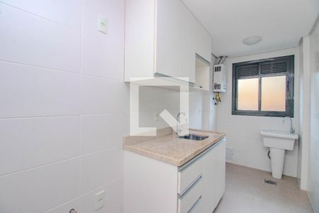 Cozinha e Área de serviço de apartamento para alugar com 2 quartos, 66m² em Rio Branco, Porto Alegre