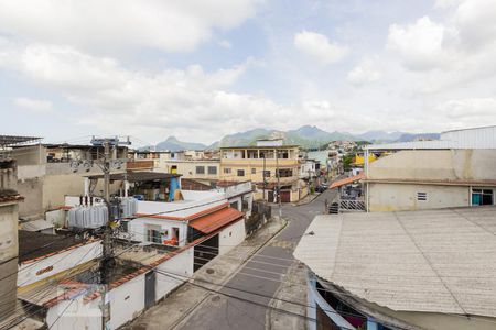 Casa à venda com 200m², 3 quartos e 2 vagas Casa à venda com 200m², 3 quartos e 2 vagasVista