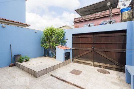 Casa à venda com 200m², 3 quartos e 2 vagas Casa à venda com 200m², 3 quartos e 2 vagasGaragem