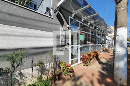 Apartamento para alugar com 71m², 2 quartos e 2 vagas Apartamento para alugar com 71m², 2 quartos e 2 vagasFachada