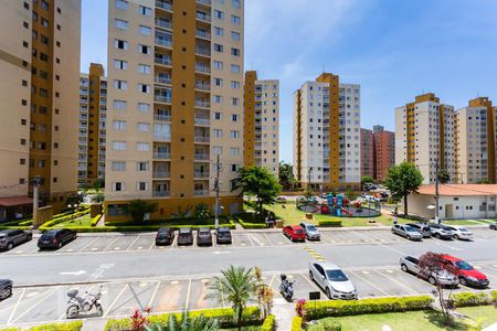 Vista de apartamento à venda com 2 quartos, 58m² em Piratininga, Osasco