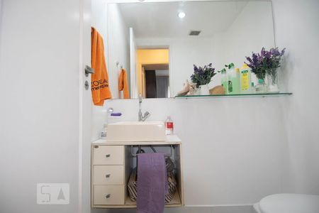 Apartamento à venda com 160m², 3 quartos e 1 vagaBanheiro Social
