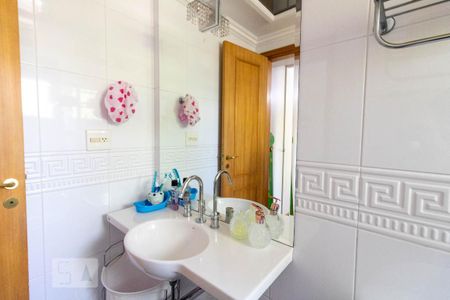 Apartamento à venda com 147m², 3 quartos e 3 vagasBanheiro da Suíte 2