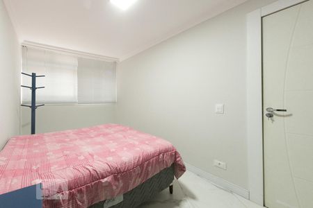 Quarto 1 de apartamento para alugar com 3 quartos, 70m² em Cristo Rei, Curitiba