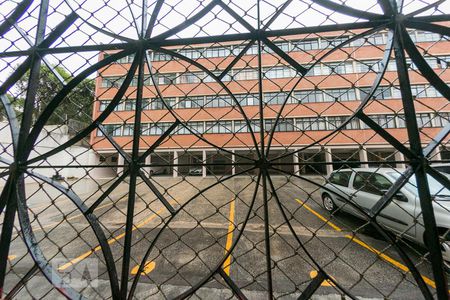 Vista do Quarto 1 de apartamento para alugar com 3 quartos, 70m² em Cristo Rei, Curitiba