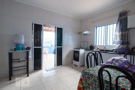 Casa à venda com 420m², 3 quartos e 2 vagasCozinha