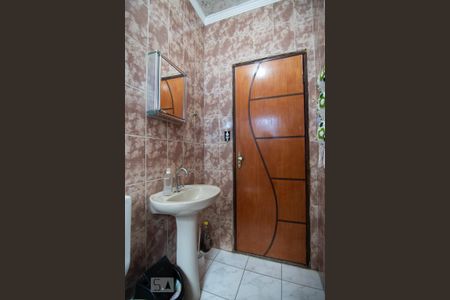 Casa à venda com 420m², 3 quartos e 2 vagasBanheiro