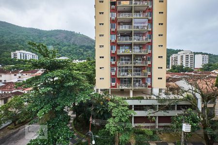 Quarto Suite Vista de apartamento para alugar com 2 quartos, 70m² em Grajaú, Rio de Janeiro