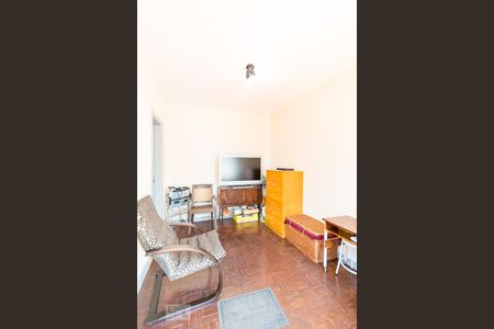 Casa à venda com 260m², 4 quartos e 8 vagas Casa à venda com 260m², 4 quartos e 8 vagasQuarto de Serviço