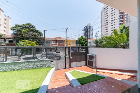 Casa à venda com 260m², 4 quartos e 8 vagas Casa à venda com 260m², 4 quartos e 8 vagasGaragem