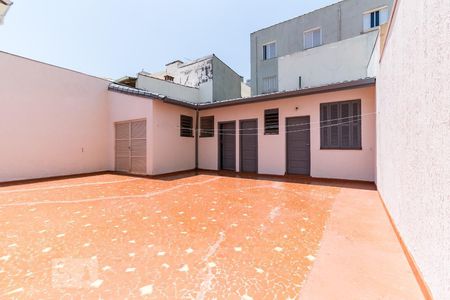 Casa à venda com 260m², 4 quartos e 8 vagas Casa à venda com 260m², 4 quartos e 8 vagasÁrea de Serviço