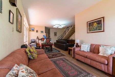 Sala de casa à venda com 4 quartos, 260m² em Mirandópolis, São Paulo