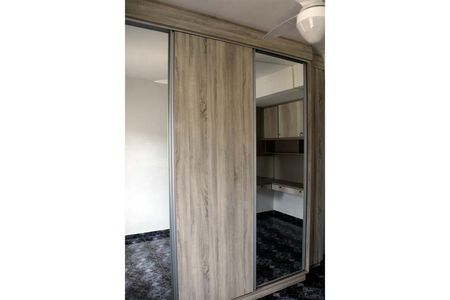 Apartamento à venda com 58m², 2 quartos e 1 vagaQuarto 1- Armários