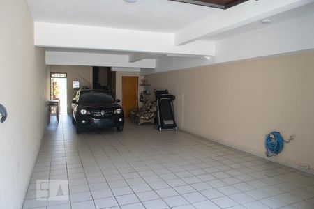 Casa à venda com 300m², 3 quartos e 5 vagasGARAGEM