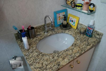 Casa à venda com 300m², 3 quartos e 5 vagasBANHEIRO SUITE 2