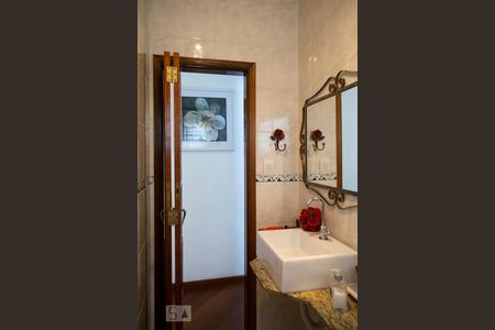 LAVABO de casa à venda com 3 quartos, 300m² em Água Fria, São Paulo