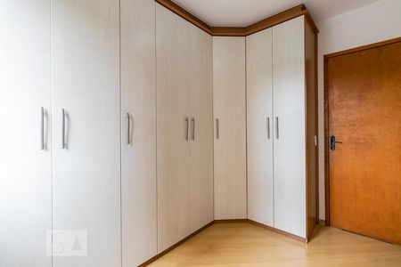 Apartamento à venda com 77m², 3 quartos e 1 vagaQuarto 2