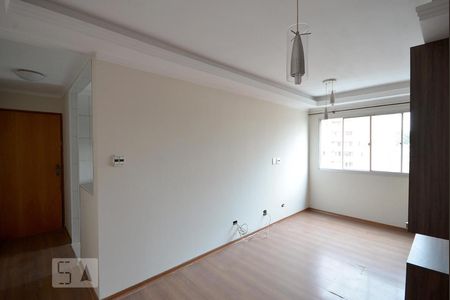 Sala de Apartamento com 2 quartos, 60m² Vila das Mercês