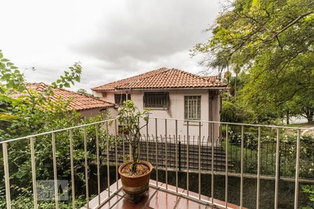 Casa à venda com 362m², 4 quartos e 2 vagasVaranda da Suíte 1 