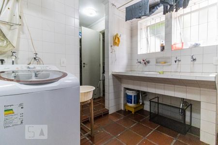 Casa à venda com 362m², 4 quartos e 2 vagasÁrea de serviço