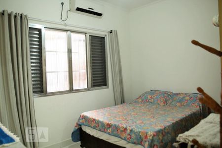 Quarto de casa para alugar com 2 quartos, 113m² em Canto do Forte, Praia Grande