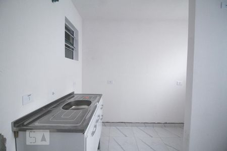 cozinha / sala de casa para alugar com 1 quarto, 30m² em Jardim do Tiro, São Paulo