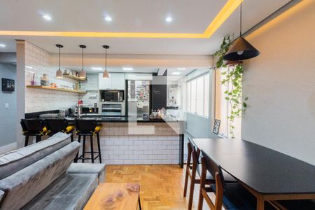 Apartamento à venda com 65m², 2 quartos e 1 vaga Apartamento à venda com 65m², 2 quartos e 1 vagaSala