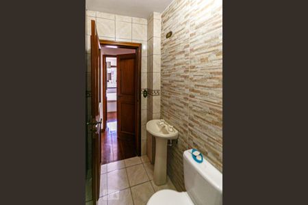 Apartamento para alugar com 218m², 3 quartos e 3 vagas Apartamento para alugar com 218m², 3 quartos e 3 vagasBanheiro Social