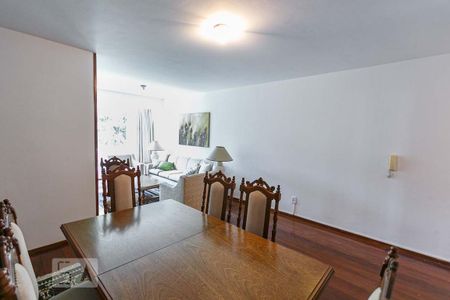 Apartamento para alugar com 218m², 3 quartos e 3 vagas Apartamento para alugar com 218m², 3 quartos e 3 vagasSala