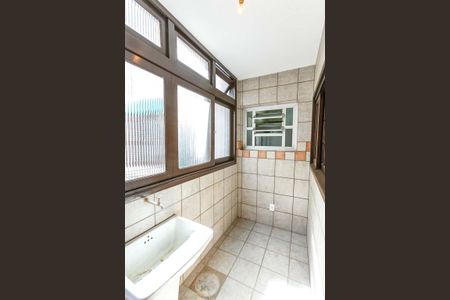 Apartamento para alugar com 218m², 3 quartos e 3 vagas Apartamento para alugar com 218m², 3 quartos e 3 vagasÁrea de Serviço