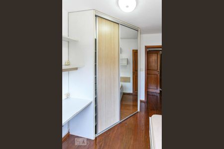 Apartamento para alugar com 218m², 3 quartos e 3 vagas Apartamento para alugar com 218m², 3 quartos e 3 vagasQuarto 1