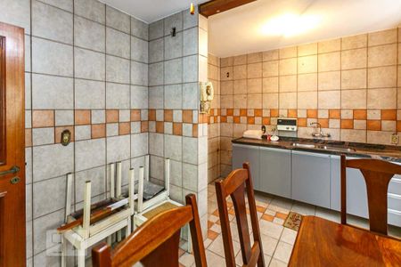 Apartamento para alugar com 218m², 3 quartos e 3 vagas Apartamento para alugar com 218m², 3 quartos e 3 vagasCozinha