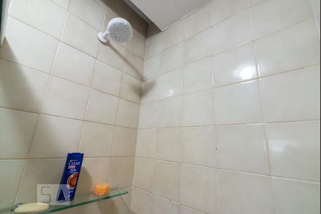 Apartamento à venda com 59m², 2 quartos e 1 vagaBanheiro Social