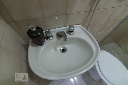 Apartamento à venda com 59m², 2 quartos e 1 vagaBanheiro Social