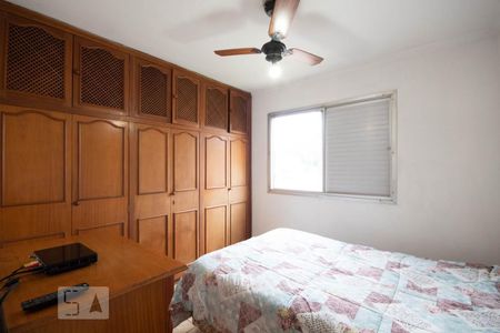 Quarto 1 de apartamento para alugar com 2 quartos, 73m² em Quitaúna, Osasco