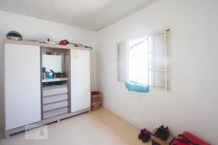 Casa à venda com 82m², 2 quartos e 1 vagaQuarto 2