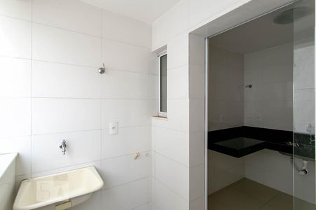 Apartamento para alugar com 60m², 3 quartos e 1 vagaÁrea de Serviço