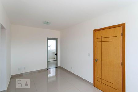 Sala de apartamento para alugar com 3 quartos, 60m² em Santa Mônica, Belo Horizonte
