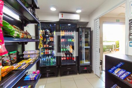 Apartamento para alugar com 41m², 2 quartos e sem vaga Apartamento para alugar com 41m², 2 quartos e sem vagaMini Mercado