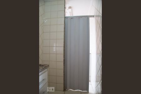 Apartamento para alugar com 70m², 2 quartos e 1 vagaÁrea de serviço -porta