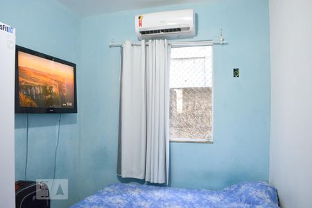 Quarto 1 de casa para alugar com 2 quartos, 75m² em Jardim Carioca, Rio de Janeiro
