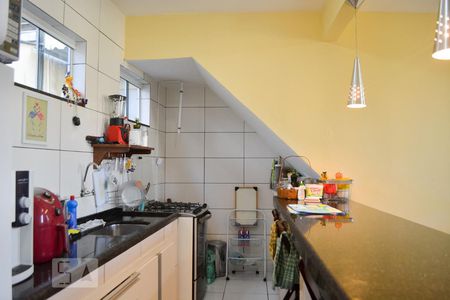 Cozinha  de casa para alugar com 2 quartos, 75m² em Jardim Carioca, Rio de Janeiro