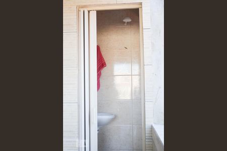 Casa para alugar com 75m², 2 quartos e sem vagaBanheiro - Terraço