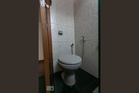Apartamento para alugar com 90m², 3 quartos e 2 vagas Apartamento para alugar com 90m², 3 quartos e 2 vagasBanheiro