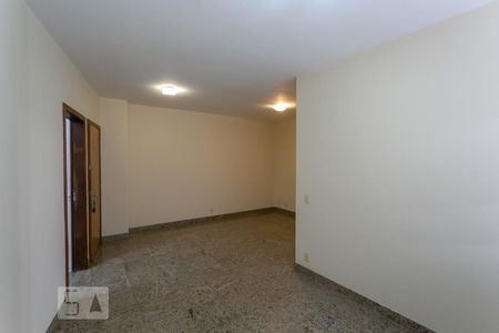 Sala de apartamento para alugar com 3 quartos, 90m² em São Lucas, Belo Horizonte