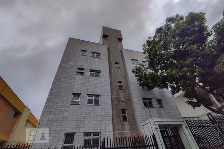 Apartamento para alugar com 90m², 3 quartos e 2 vagas Apartamento para alugar com 90m², 3 quartos e 2 vagasFachada