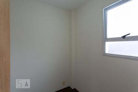 Apartamento para alugar com 90m², 3 quartos e 2 vagas Apartamento para alugar com 90m², 3 quartos e 2 vagasQuarto de Serviço
