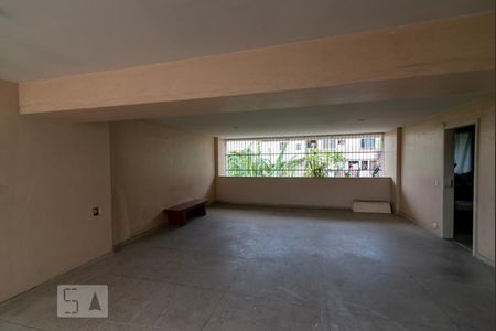 Apartamento à venda com 80m², 2 quartos e 1 vaga Apartamento à venda com 80m², 2 quartos e 1 vagaÁrea Comum - Playground