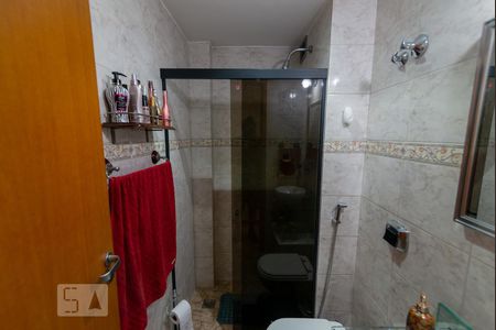 Apartamento à venda com 80m², 2 quartos e 1 vaga Apartamento à venda com 80m², 2 quartos e 1 vagaBanheiro Social